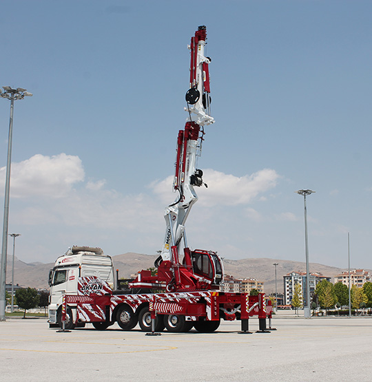 BMACH BP110TM Katlanır Bomlu Vinç